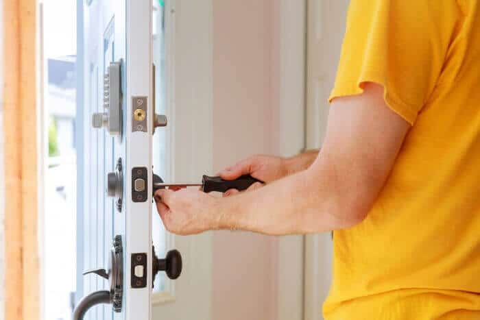 Home Door Security thumbnail Deep Sentinel