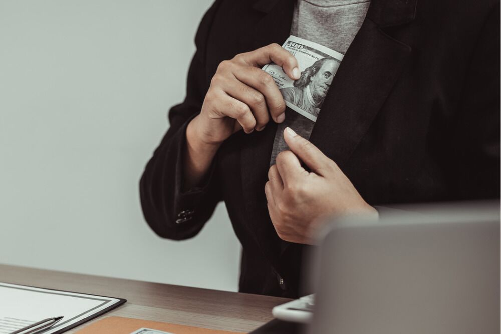 Skimming Fraud - 1000x667 Skimming Fraud