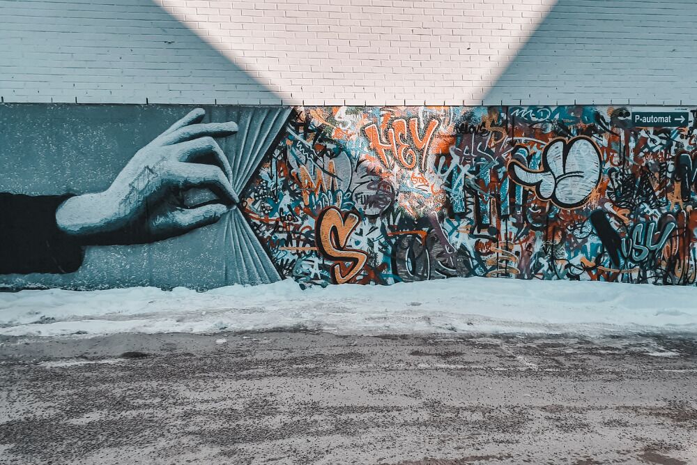 How to Clean Up Graffiti - 1000x667 How to Clean Up Graffiti